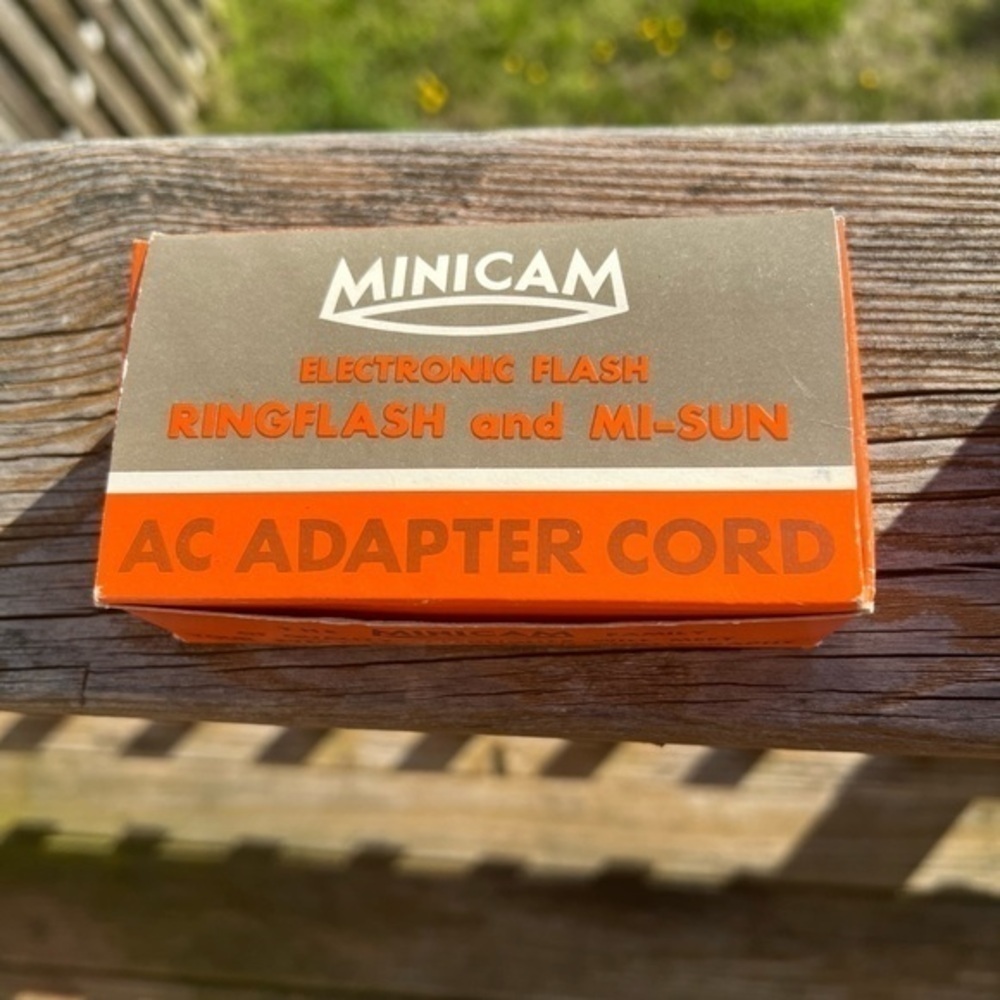 Vintage MiniCam Electronic Flash Mi-Sun Flash AC Adapter Battery‎ Case 🎥 (S) - Picture 7 of 10